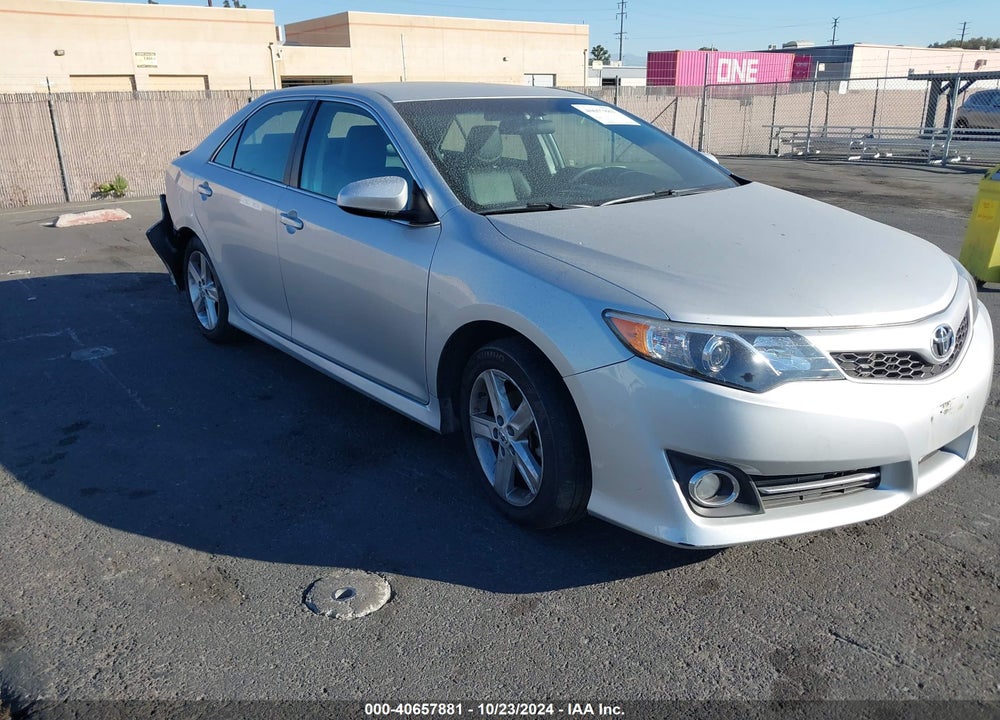 2014 TOYOTA CAMRY SE VIN: 4T1BF1FK4EU455127
