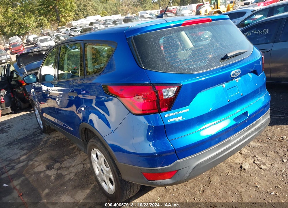 2019 FORD ESCAPE S VIN: 1FMCU0F78KUA11020
