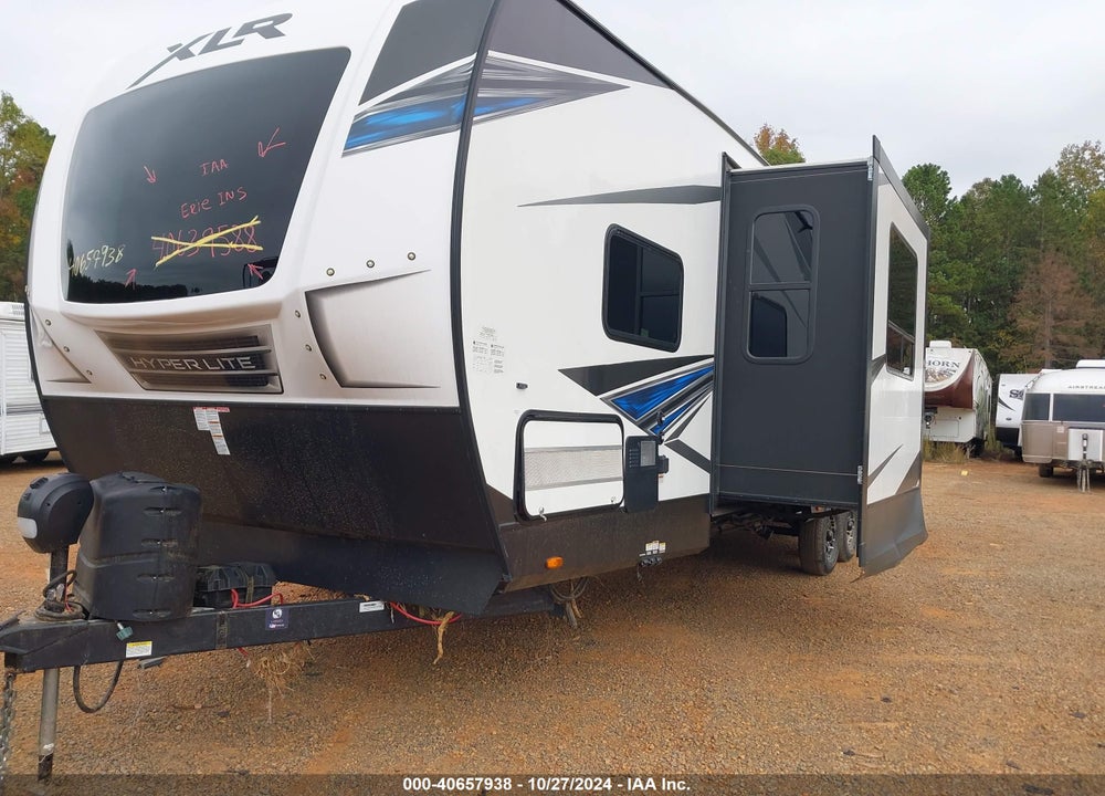 2021 FOREST RIVER XLR HYPER XLT 3212 VIN: 4X4TXLH2XMF167155