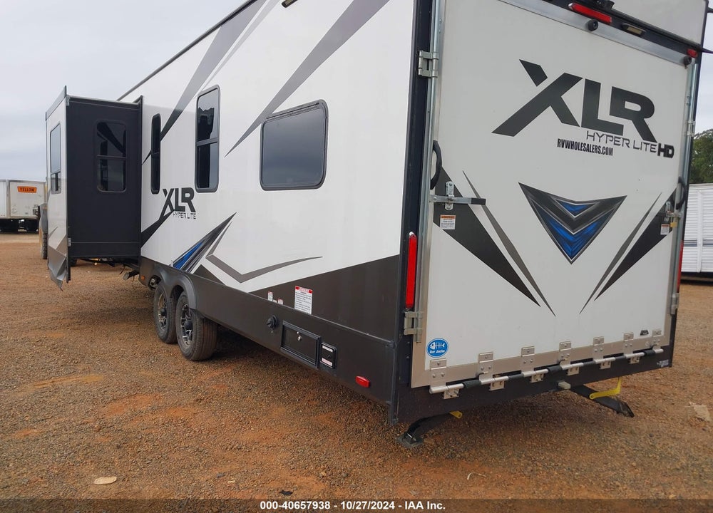 2021 FOREST RIVER XLR HYPER XLT 3212 VIN: 4X4TXLH2XMF167155