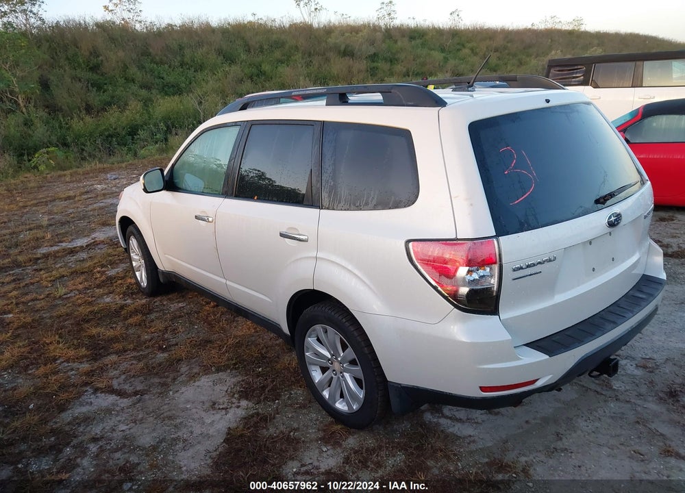 2012 SUBARU FORESTER 2.5X PREMIUM VIN: JF2SHADC3CH442659