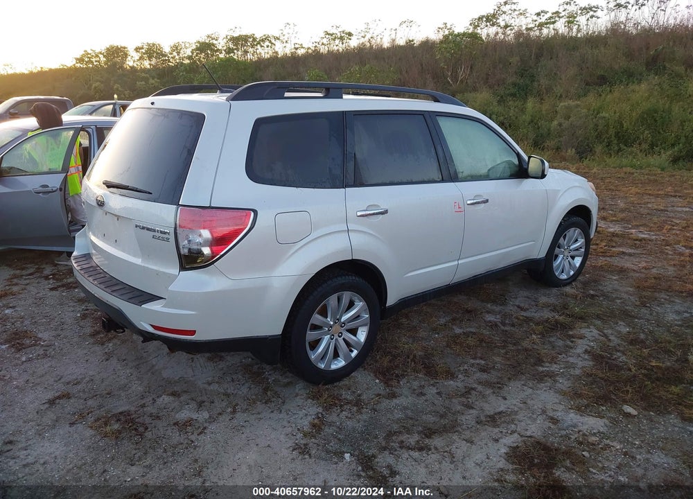 2012 SUBARU FORESTER 2.5X PREMIUM VIN: JF2SHADC3CH442659