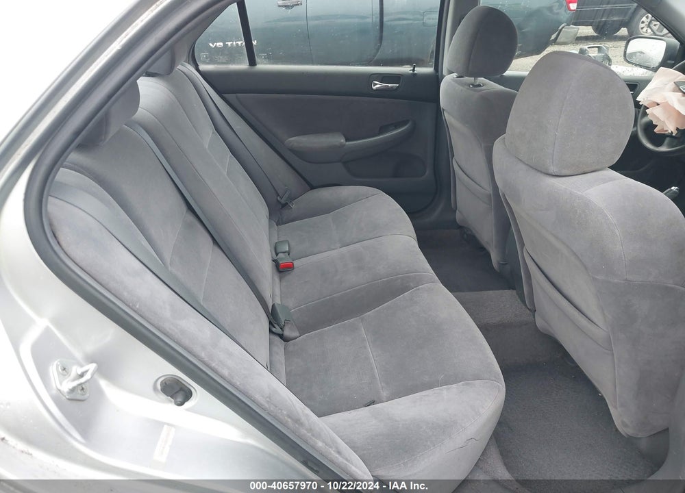 2006 HONDA ACCORD 2.4 VP VIN: JHMCM56196C000051
