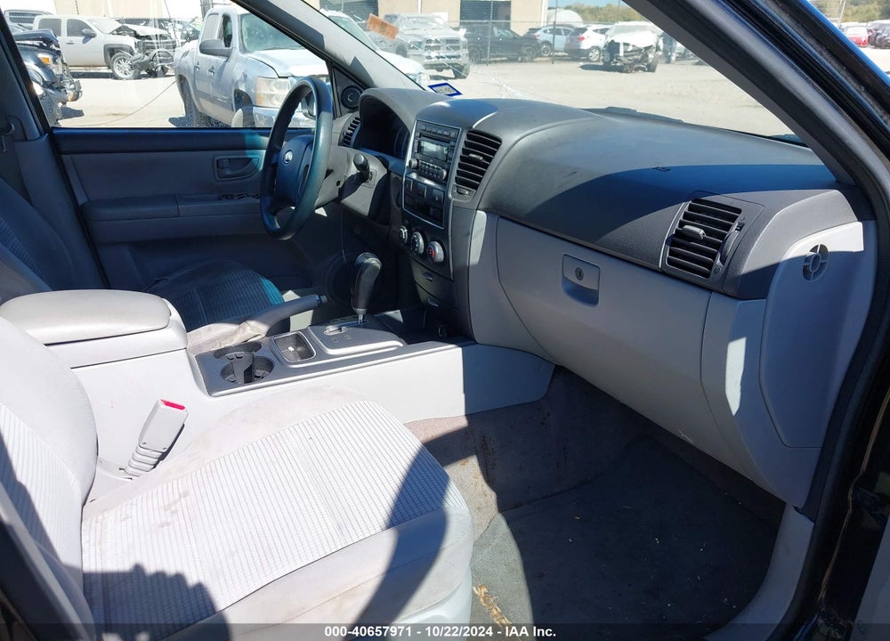 2009 KIA SORENTO LX BASE VIN: KNDJD735695891839