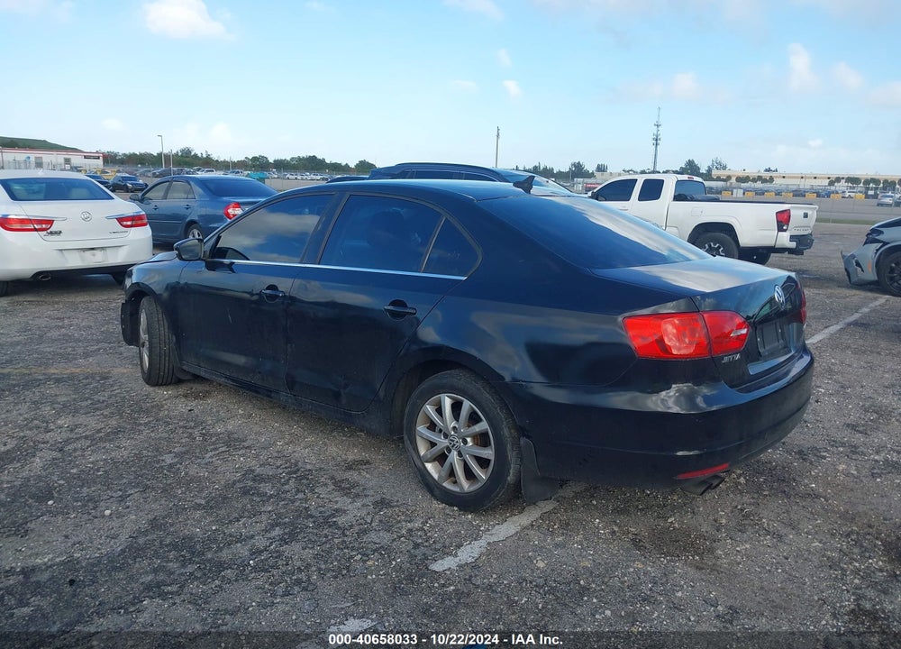 2013 VOLKSWAGEN JETTA 2.5L SE VIN: 3VWDX7AJ7DM361660