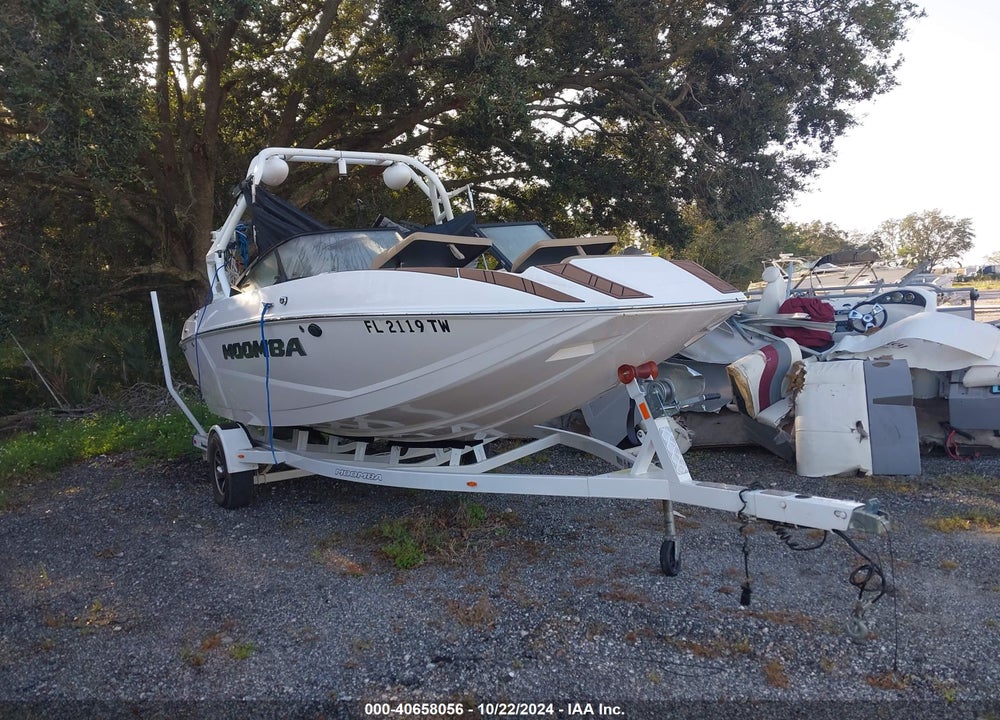 2021 MOOMBA OTHER VIN: ISRMP004G021