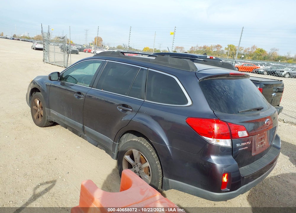2013 SUBARU OUTBACK 2.5I PREMIUM VIN: 4S4BRBGC8D3290658