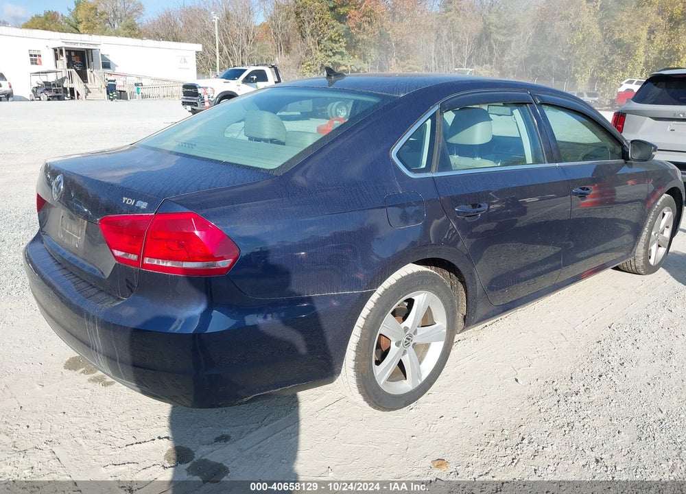 2013 VOLKSWAGEN PASSAT 2.0L TDI SE VIN: 1VWBN7A3XDC069954