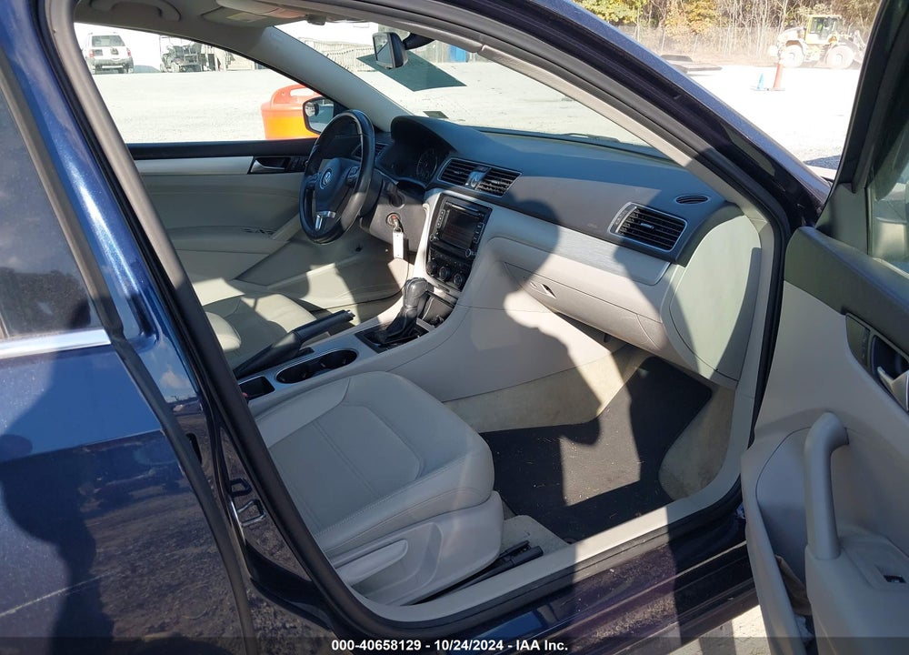 2013 VOLKSWAGEN PASSAT 2.0L TDI SE VIN: 1VWBN7A3XDC069954