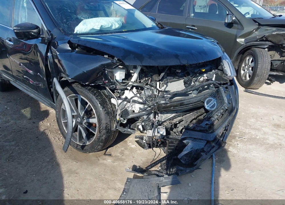 2018 NISSAN ROGUE SL VIN: JN8AT2MV1JW341536