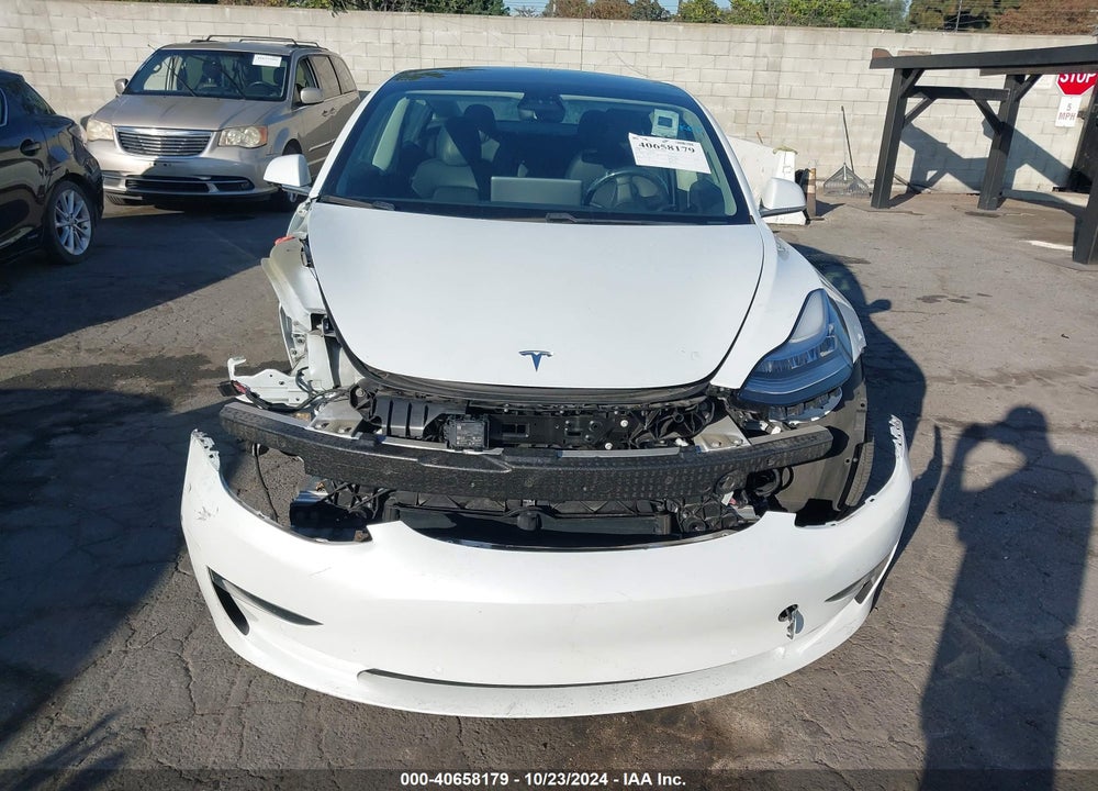 2020 TESLA MODEL 3 STANDARD RANGE PLUS REAR-WHEEL DRIVE/STANDARD RANGE REAR-WHEEL DRIVE VIN: 5YJ3E1EA2LF633031