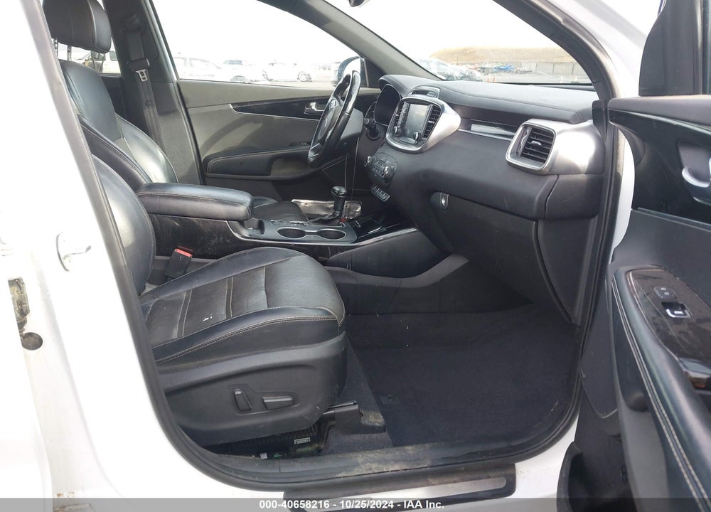2017 KIA SORENTO 3.3L SXL VIN: 5XYPKDA55HG318194
