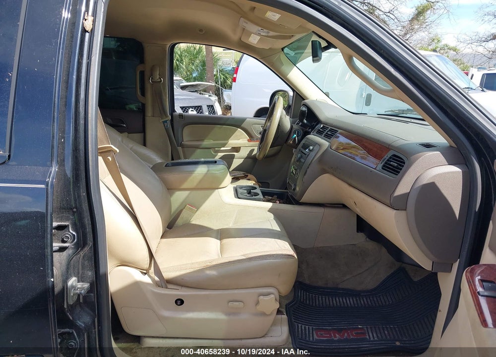 2011 GMC YUKON SLT VIN: 1GKS1CE07BR393658