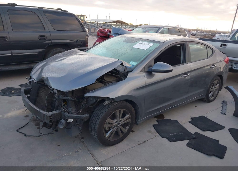 2018 HYUNDAI ELANTRA SEL VIN: 5NPD84LF6JH374702