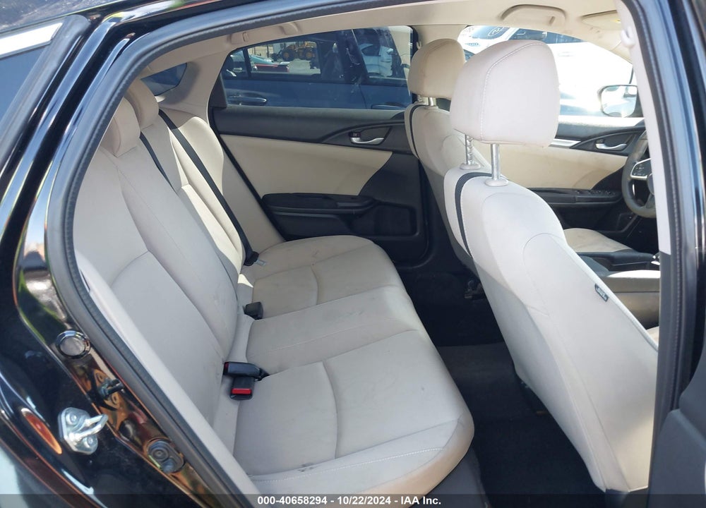 2016 HONDA CIVIC LX VIN: 2HGFC2F55GH518192