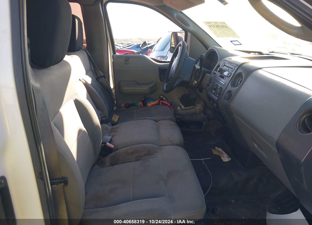 2005 FORD F-150 STX/XL/XLT VIN: 1FTRF12W05NB01093
