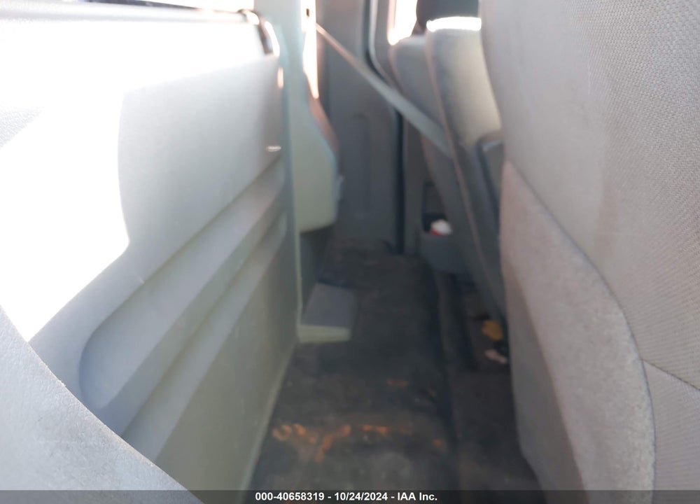 2005 FORD F-150 STX/XL/XLT VIN: 1FTRF12W05NB01093
