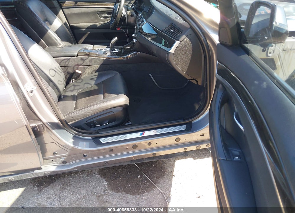 2016 BMW 528I VIN: WBA5A5C59GD527137