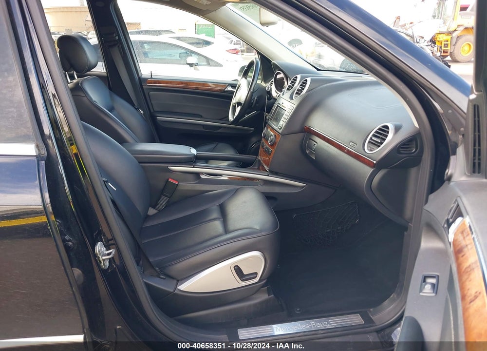 2010 MERCEDES-BENZ GL 450 4MATIC VIN: 4JGBF7BE2AA619117