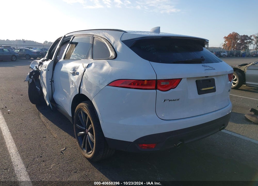 2019 JAGUAR F-PACE 25T PRESTIGE VIN: SADCK2FX7KA609904