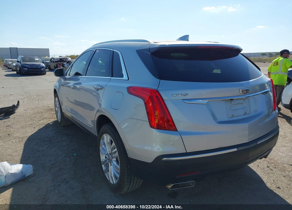 2018 CADILLAC XT5 PREMIUM LUXURY VIN: 1GYKNERS2JZ202373