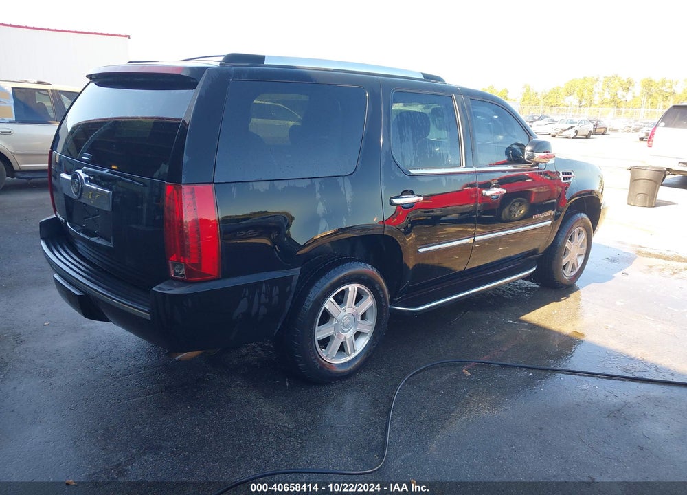 2007 CADILLAC ESCALADE STANDARD VIN: 1GYFK63877R213326