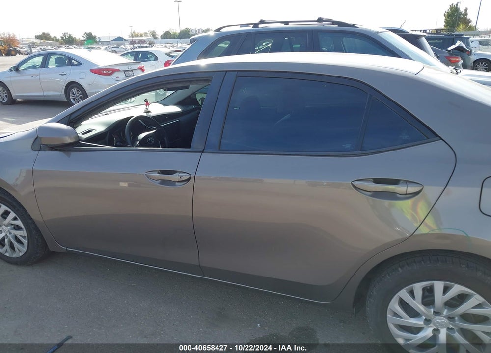 2017 TOYOTA COROLLA LE VIN: 2T1BURHE1HC905902