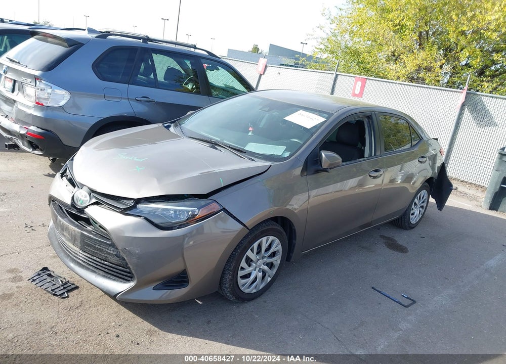 2017 TOYOTA COROLLA LE VIN: 2T1BURHE1HC905902