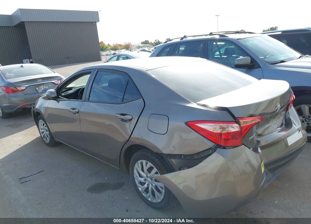 2017 TOYOTA COROLLA LE VIN: 2T1BURHE1HC905902