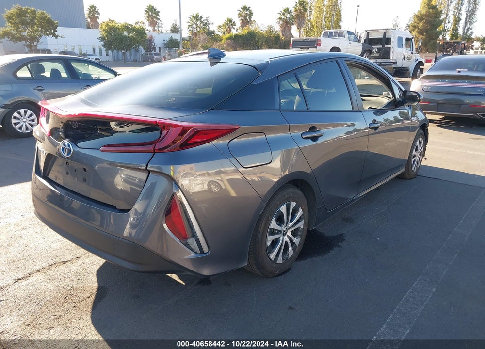2021 TOYOTA PRIUS PRIME LE VIN: JTDKAMFP3M3174358