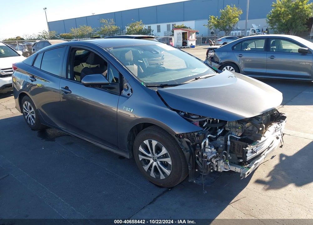 2021 TOYOTA PRIUS PRIME LE VIN: JTDKAMFP3M3174358