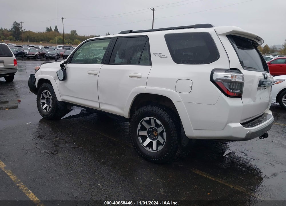 2019 TOYOTA 4RUNNER TRD OFF ROAD PREMIUM VIN: JTEBU5JR1K5653848