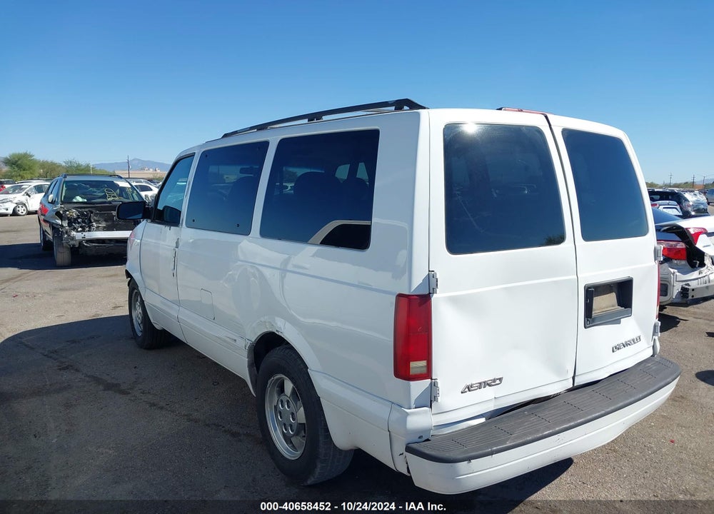 2003 CHEVROLET ASTRO VIN: 1GNDM19X03B110235