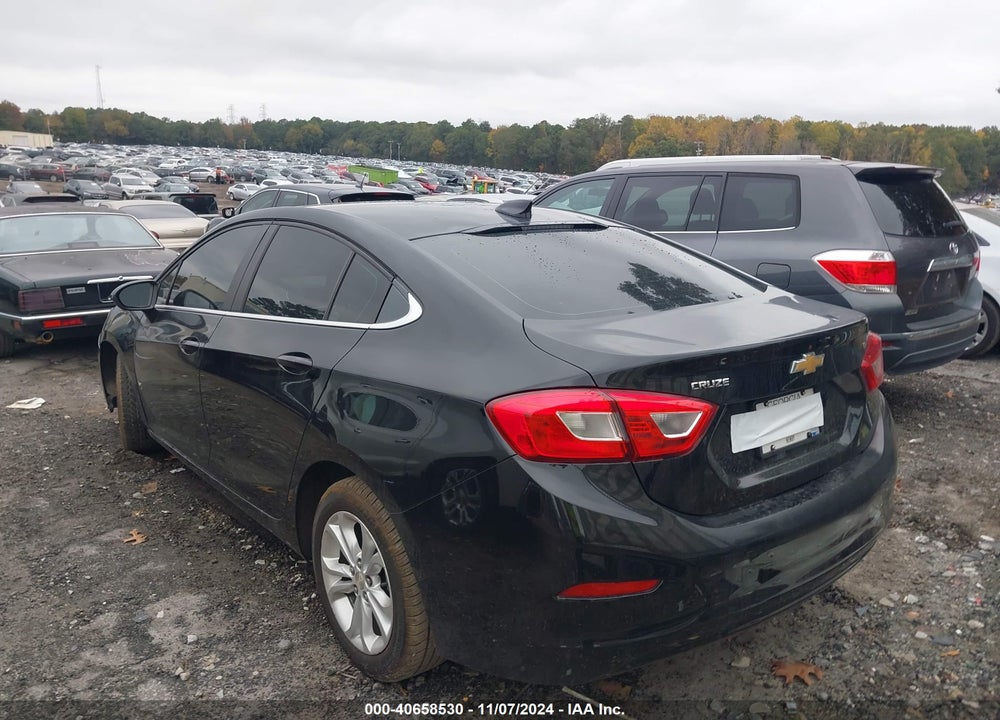 2019 CHEVROLET CRUZE LT VIN: 1G1BE5SM8K7145877