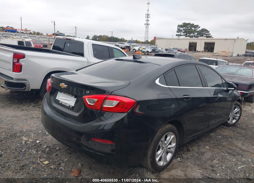 2019 CHEVROLET CRUZE LT VIN: 1G1BE5SM8K7145877