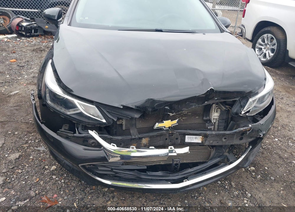 2019 CHEVROLET CRUZE LT VIN: 1G1BE5SM8K7145877