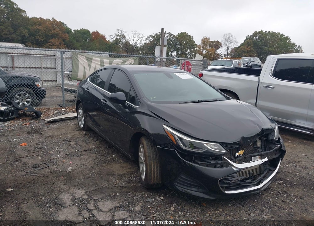 2019 CHEVROLET CRUZE LT VIN: 1G1BE5SM8K7145877