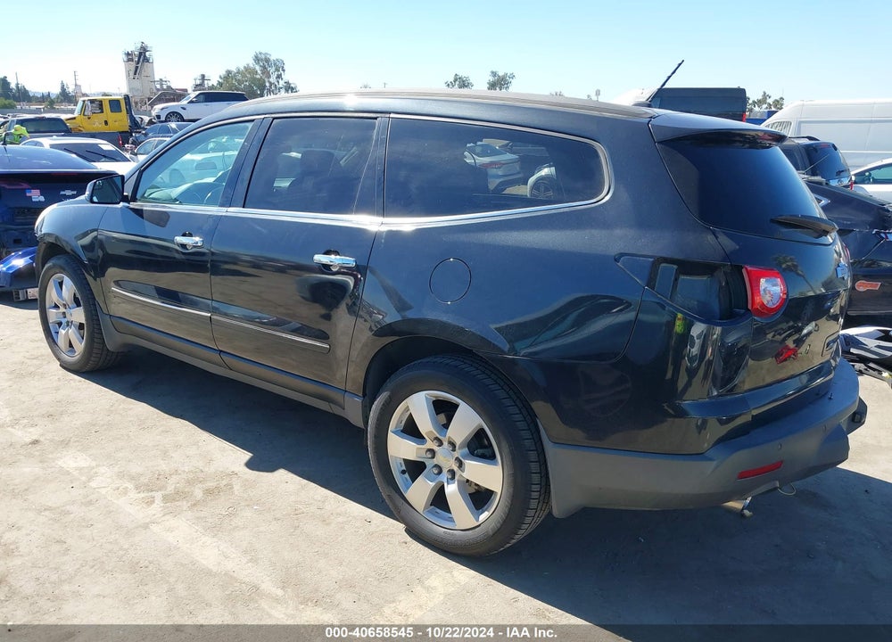 2011 CHEVROLET TRAVERSE LTZ VIN: 1GNKRLED9BJ355801