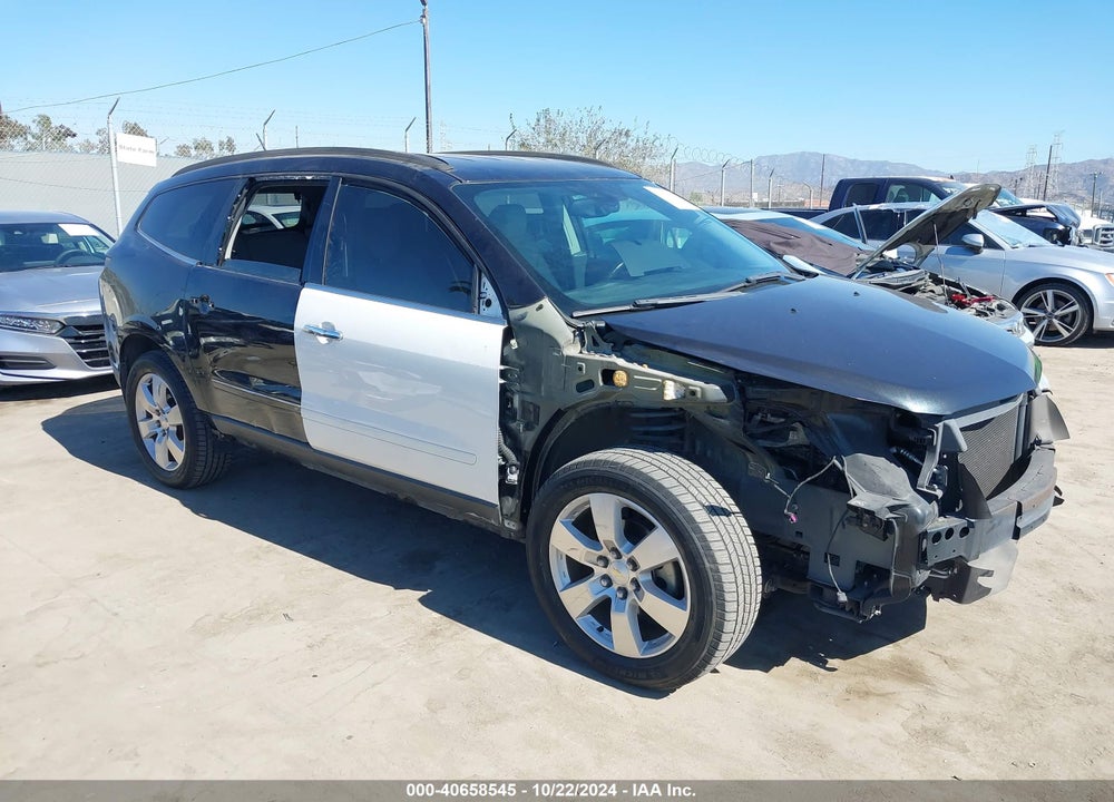 2011 CHEVROLET TRAVERSE LTZ VIN: 1GNKRLED9BJ355801