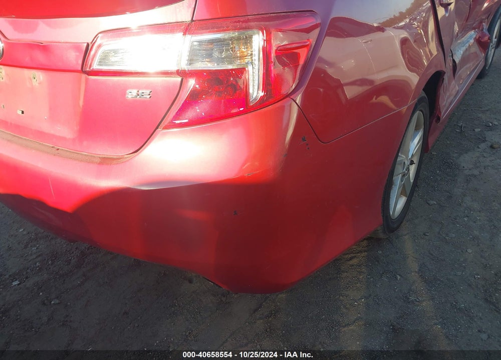 2013 TOYOTA CAMRY SE VIN: 4T1BF1FKXDU654925