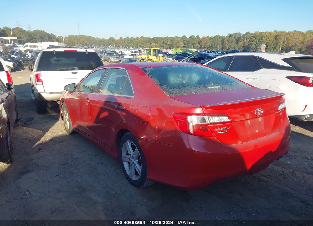 2013 TOYOTA CAMRY SE VIN: 4T1BF1FKXDU654925