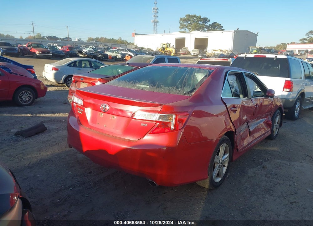 2013 TOYOTA CAMRY SE VIN: 4T1BF1FKXDU654925