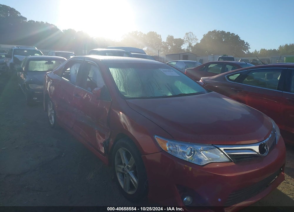 2013 TOYOTA CAMRY SE VIN: 4T1BF1FKXDU654925