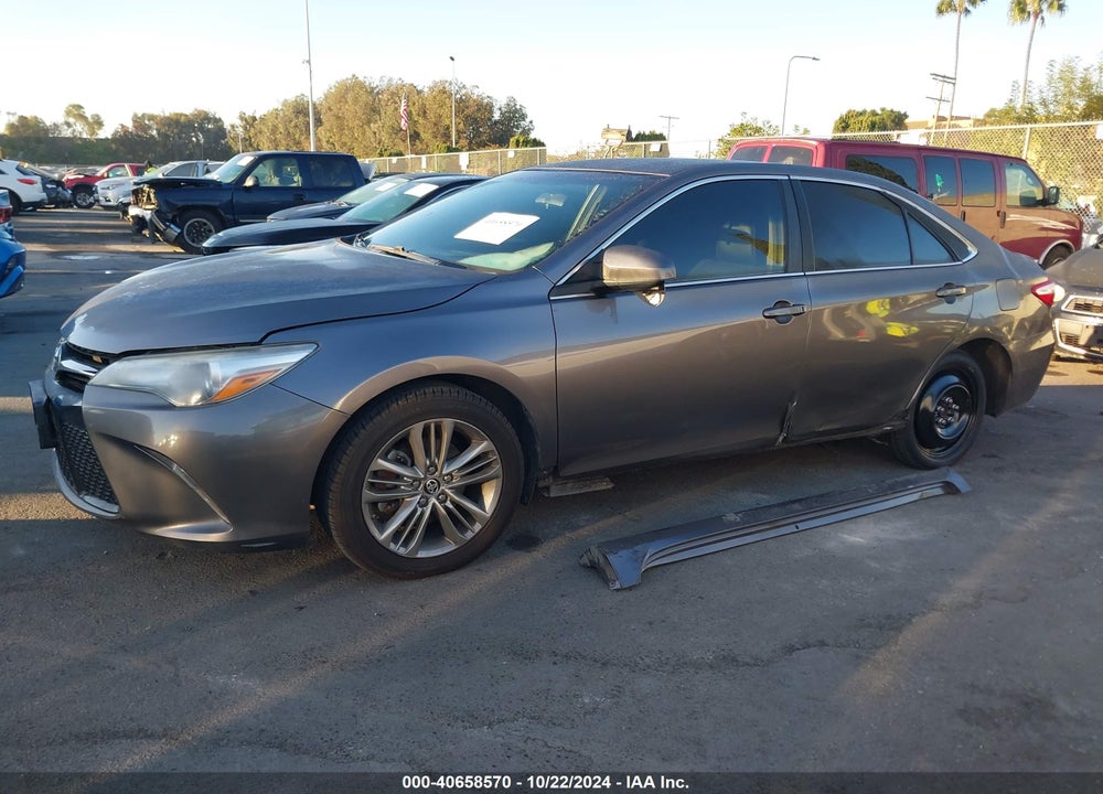 2015 TOYOTA CAMRY SE VIN: 4T1BF1FK7FU990440
