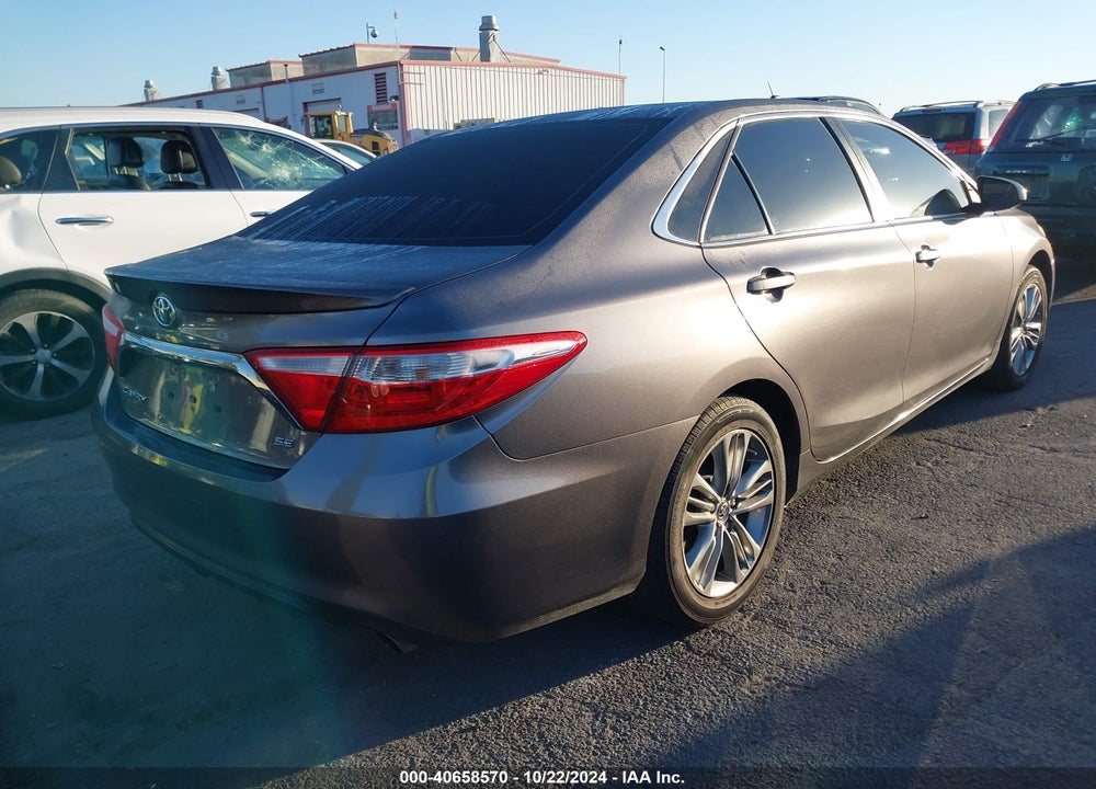 2015 TOYOTA CAMRY SE VIN: 4T1BF1FK7FU990440