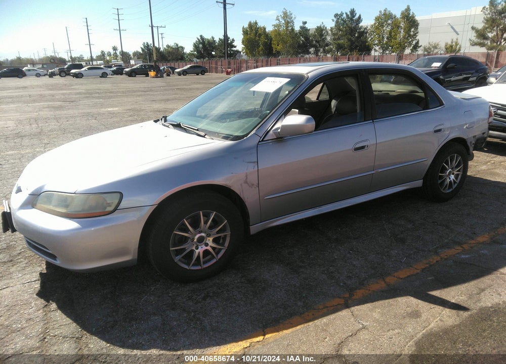 2001 HONDA ACCORD 3.0 EX VIN: 1HGCG16551A067112