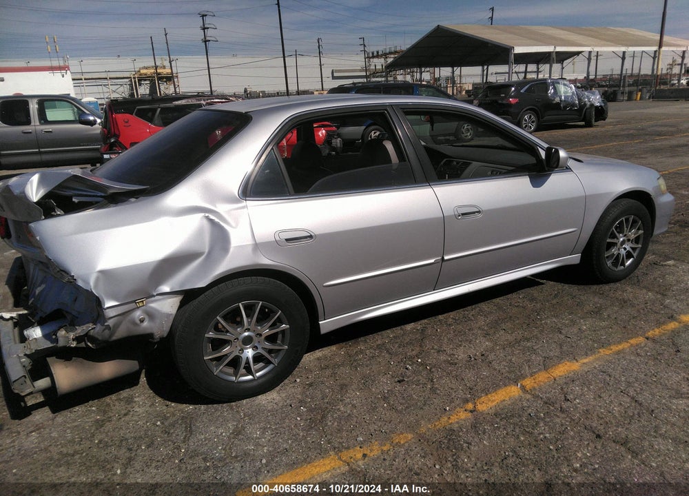 2001 HONDA ACCORD 3.0 EX VIN: 1HGCG16551A067112