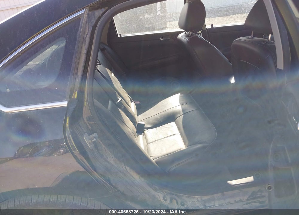 2010 CHEVROLET IMPALA VIN: 2G1WB5EK4A1144760