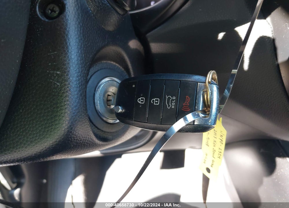 2015 KIA SOUL VIN: KNDJN2A27F7189148