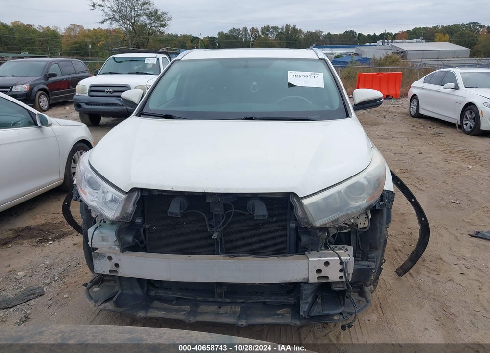 2015 TOYOTA HIGHLANDER LIMITED V6 VIN: 5TDYKRFHXFS041076